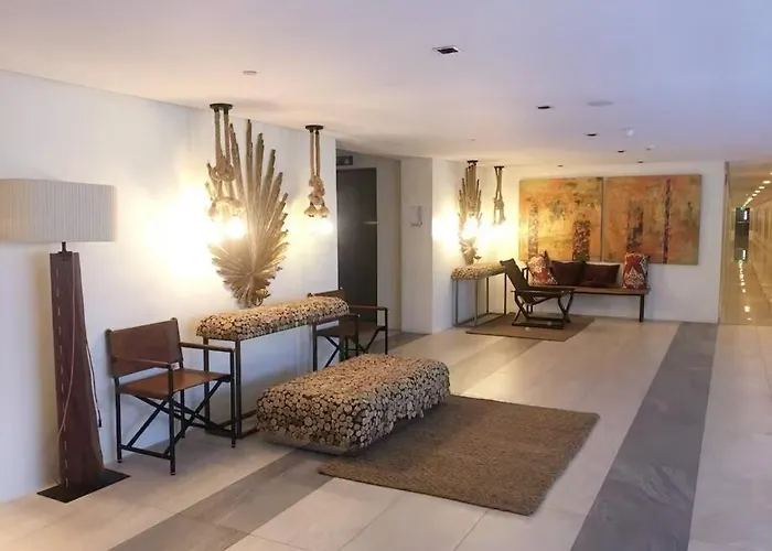 2 Bedroom With Balkony Manila