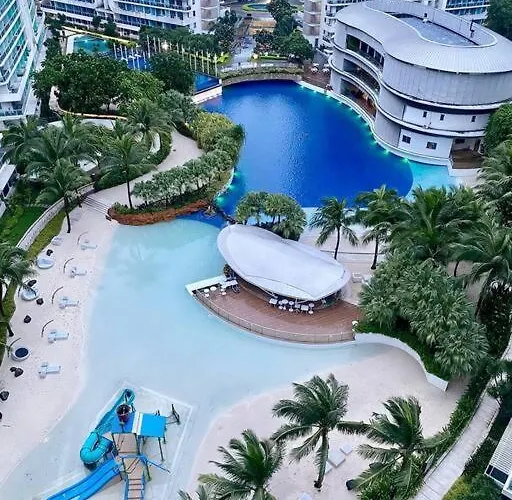 2 Bedroom With Balkony Apartment Manila